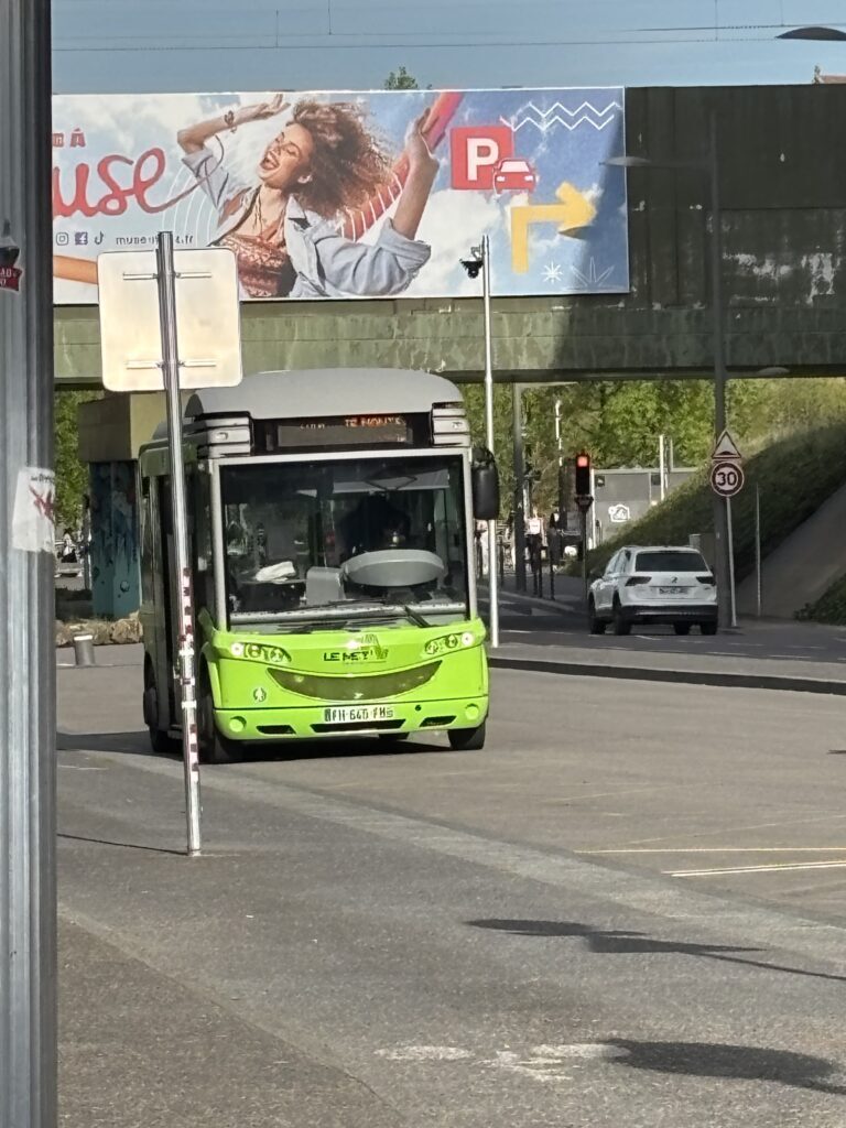 梅斯接駁車 梅斯交通