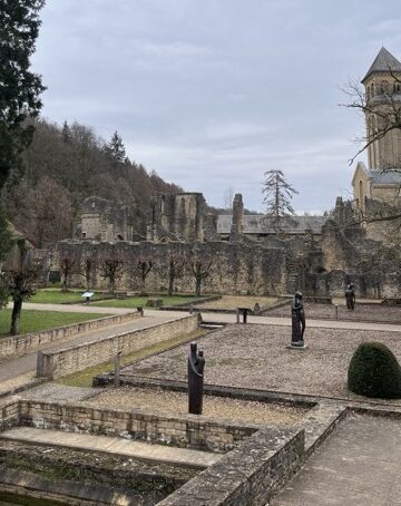 比利時Abbaye d'Orval修道院|修士生活大揭秘 7 比利時Abbaye d'Orval 比利時修道院 比利時修道院草藥園