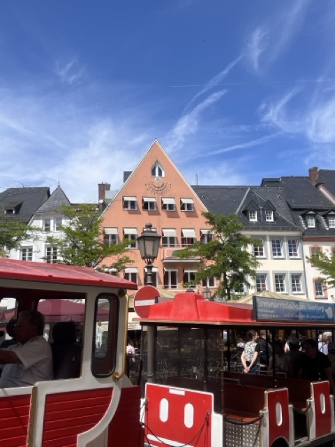 德國Saarburg一日遊|號稱德國小威尼斯? 2 德國Saarburg
德國旅遊
德國景點