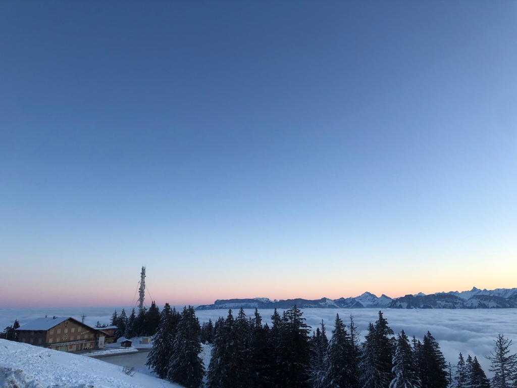 法國Annecy旅遊|5個當地人最常去的私房景點 3 法國Annecy旅遊 法國Annecy景點 滑雪 雪中健走