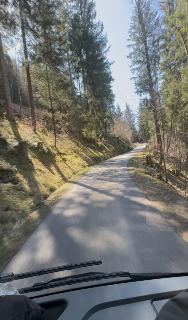 德國旅遊 新天鵝堡公車 新天鵝堡（Schloss Neuschwanstein）德國公車 德國黑森林 德國公車