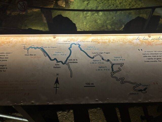 法國里昂附近景點|法國Les Grottes de La Balme天然神秘洞穴,帶你一探究竟! 13 法國Les Grottes de La Balme 法國天然神秘洞穴 法國里昂附近景點 地下河流