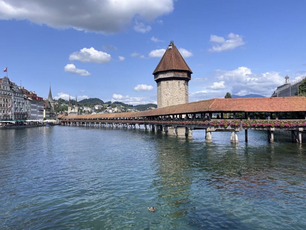 瑞士琉森Lucerne 瑞士琉森Luzern Lucerne景點 卡佩爾橋 Chapel Bridge